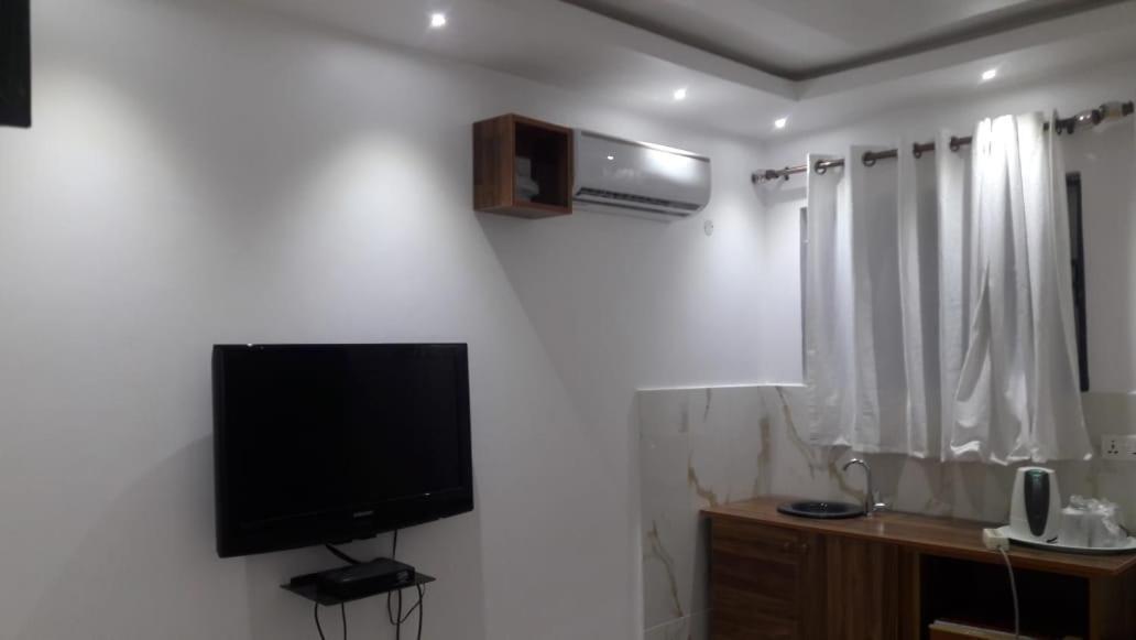 Cheers Guesthouse Botianaw Екстер'єр фото
