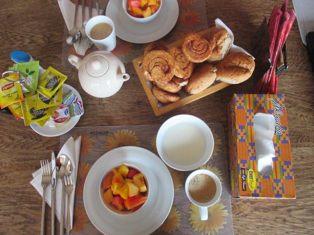 Cheers Guesthouse Botianaw Екстер'єр фото