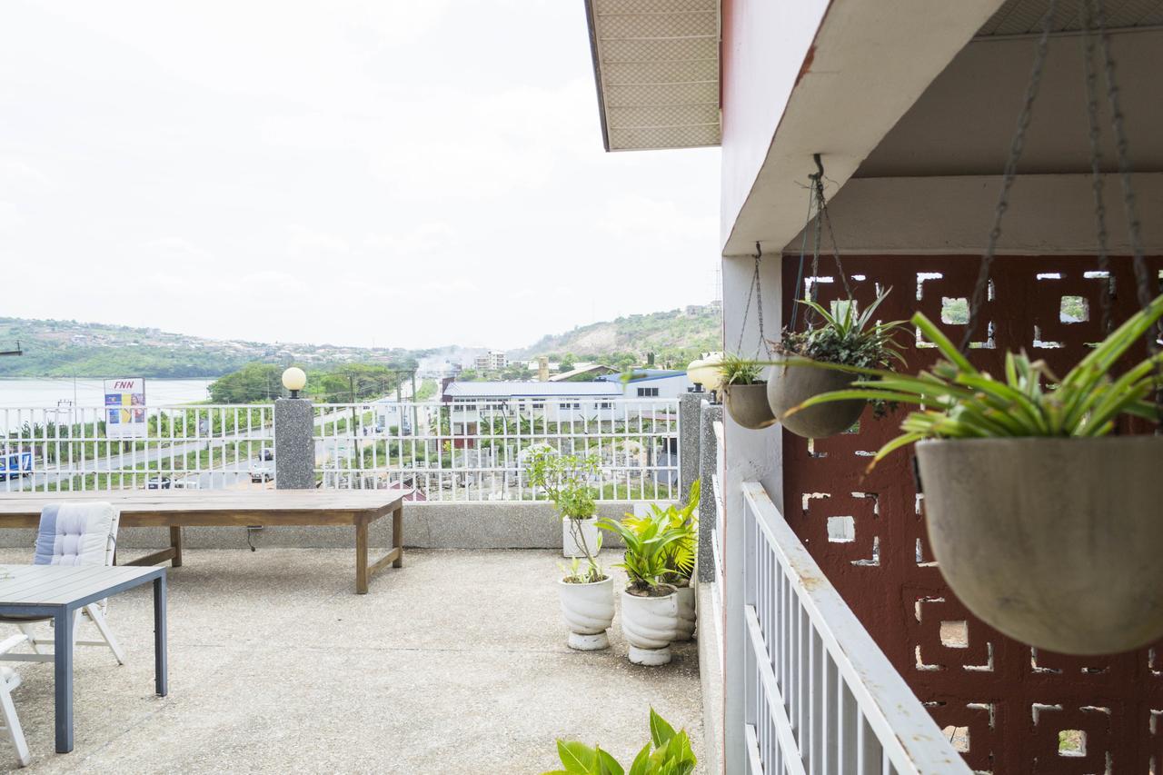 Cheers Guesthouse Botianaw Екстер'єр фото